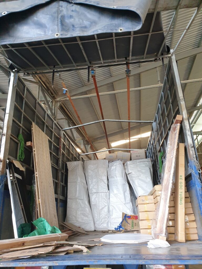 Vận chuyển hàng hóa nội thành Đắk Lắk